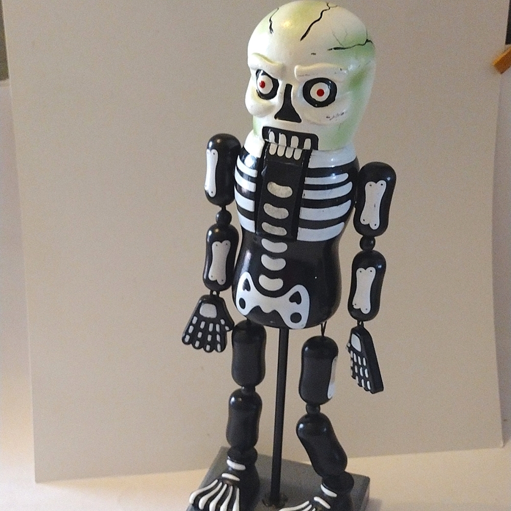 Nutcracker Skeleton